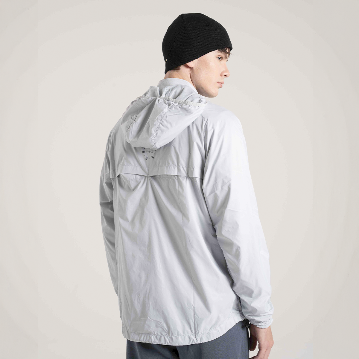 LIGHTWEIGHT WINDBREAKER JACKET (EUROPE) - MENS