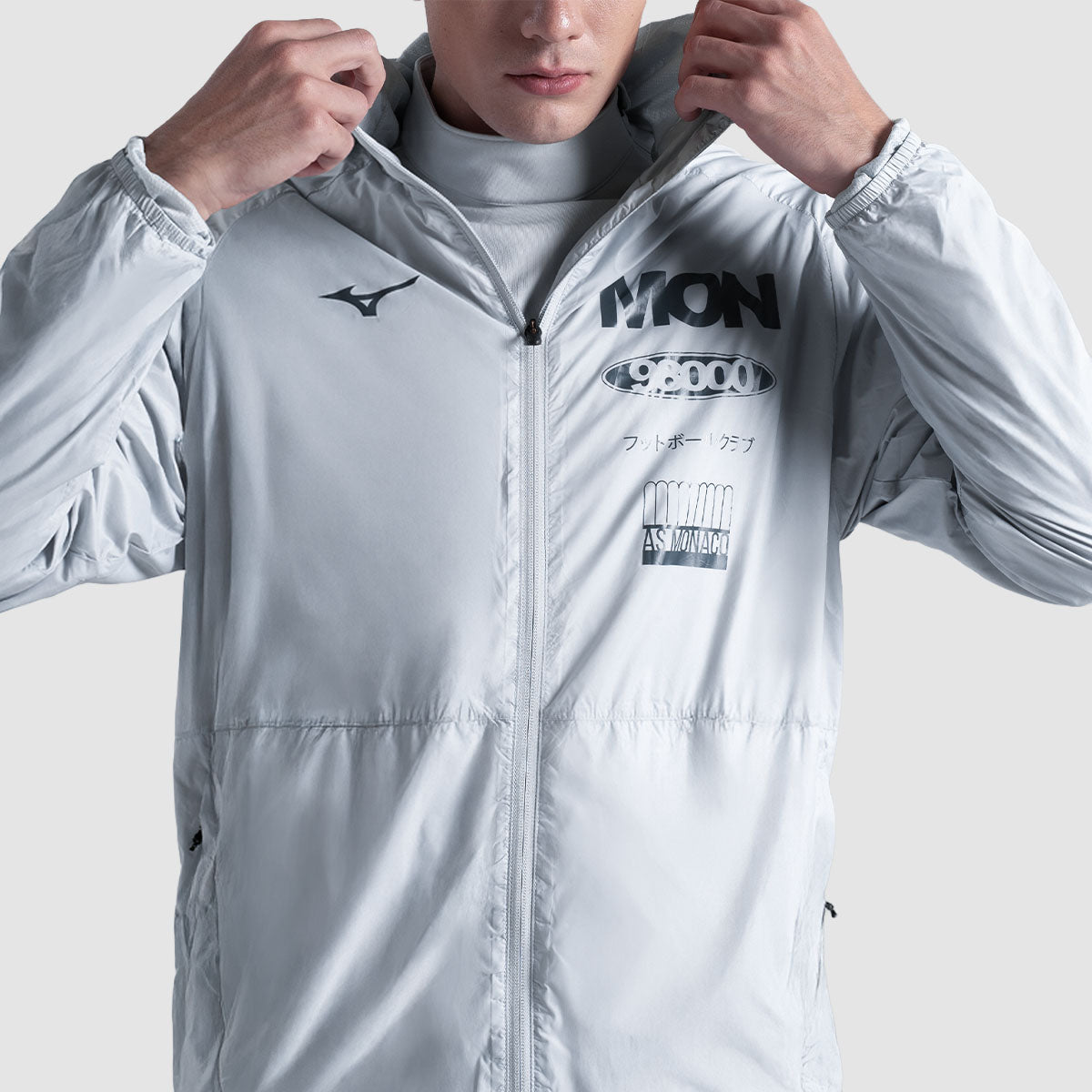 LIGHTWEIGHT WINDBREAKER JACKET (EUROPE) - MENS